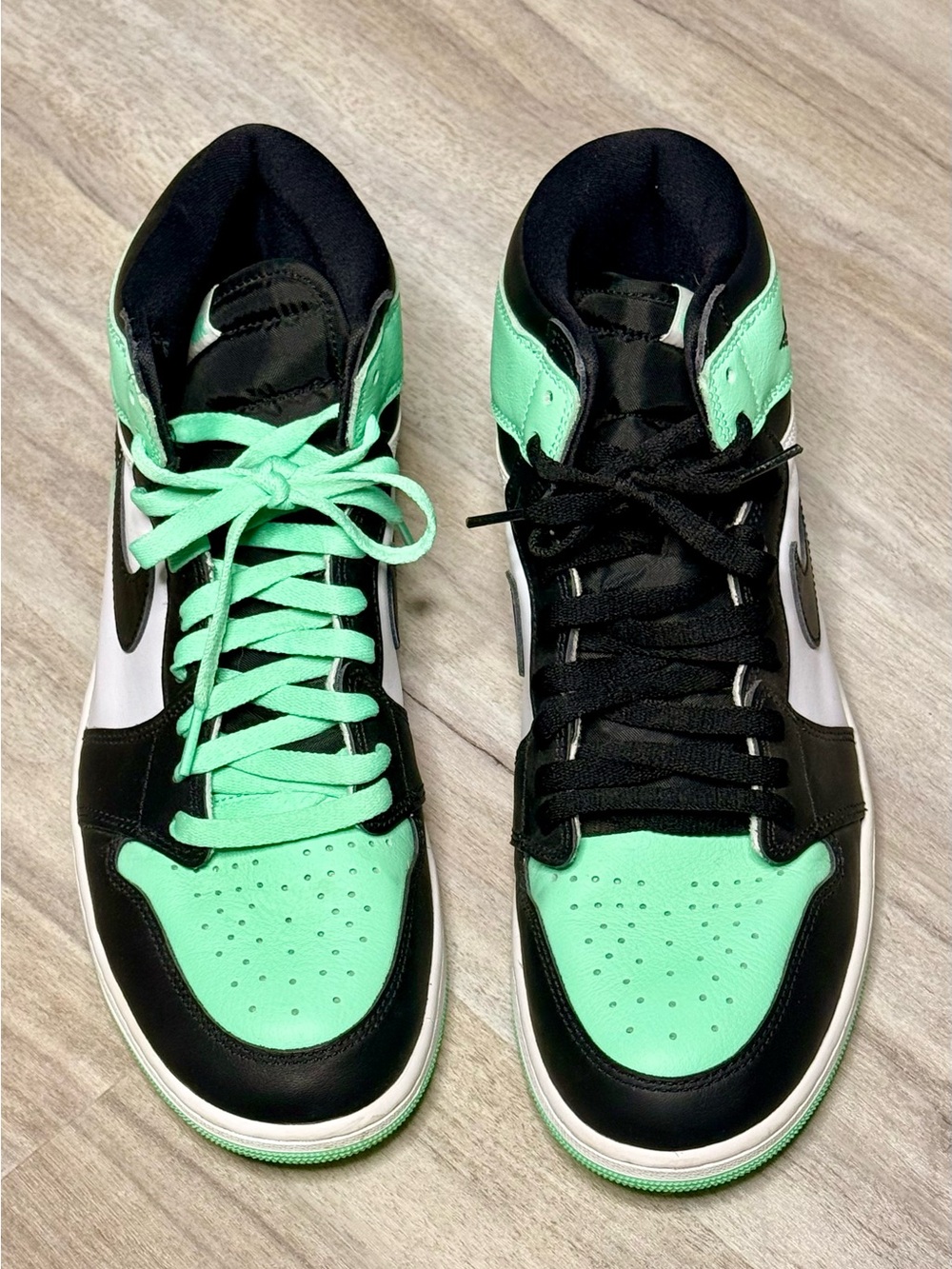 Nike Air Jordan Retro Mint Green and Black High-Top Sneakers Size 12
